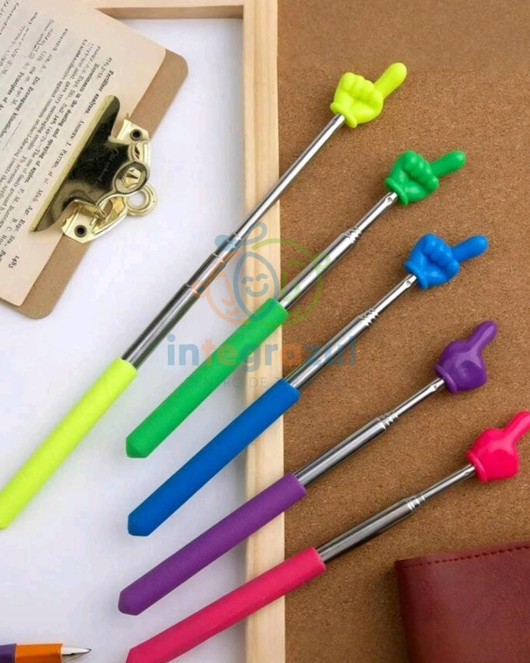 Apuntador retráctil hasta 68 cm