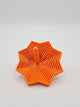 Trompo espiral 3D naranja con base en forma de estrella